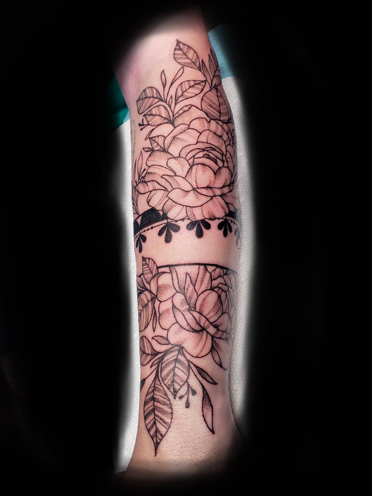 Cody Maestas | Nashville tattoo artist | Hart & Huntington Tattoo Co ...