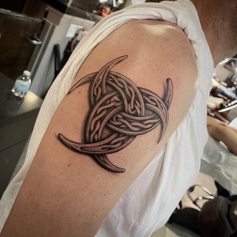 Tattoo by Guillermo Cruz