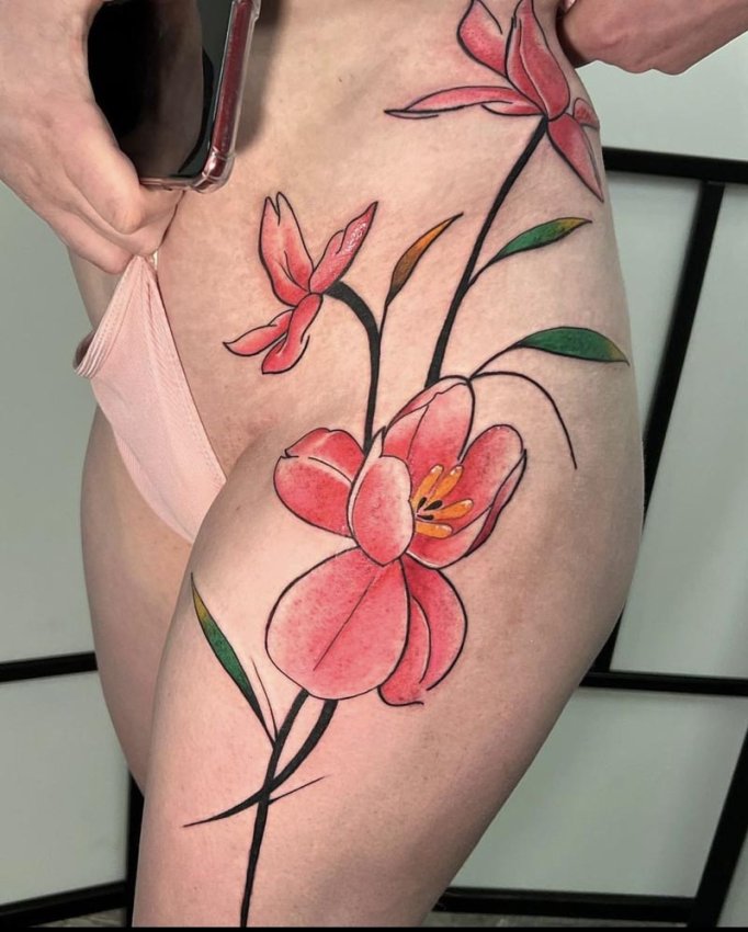 Flower tattoo: trend, idea and advice for choosing it